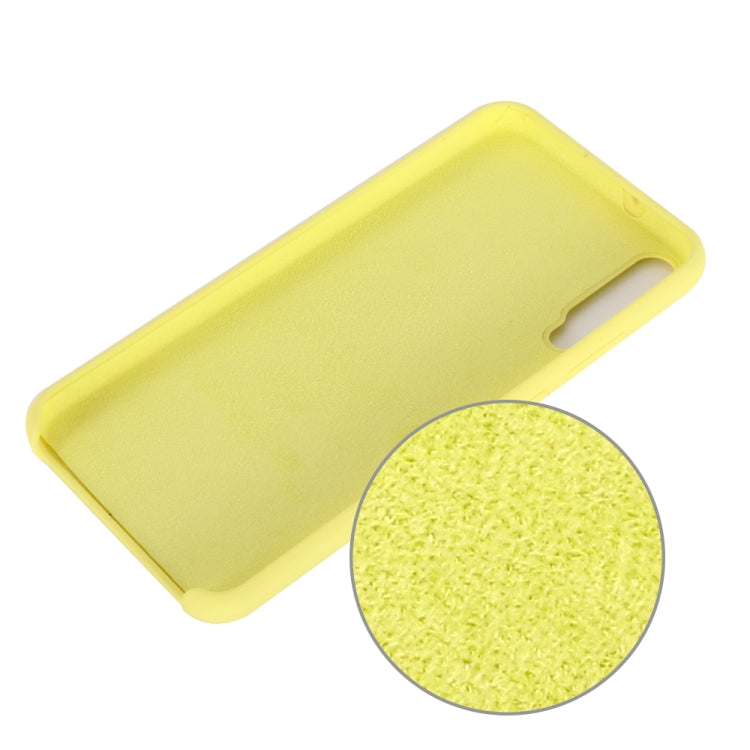 For Huawei Honor Play 3 Solid Color Liquid Silicone Dropproof Full Coverage Protective Case