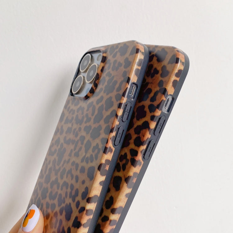 For iPhone 13 Leopard Pattern Non-full Coverage TPU Protective Case