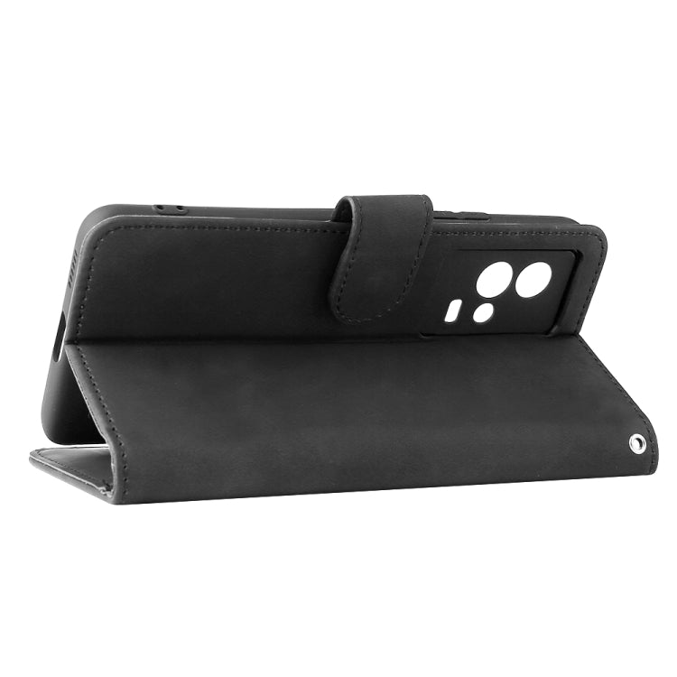 For vivo iQOO 8 Solid Color Skin Feel Magnetic Buckle Horizontal Flip Calf Texture PU Leather Case with Holder & Card Slots & Wallet