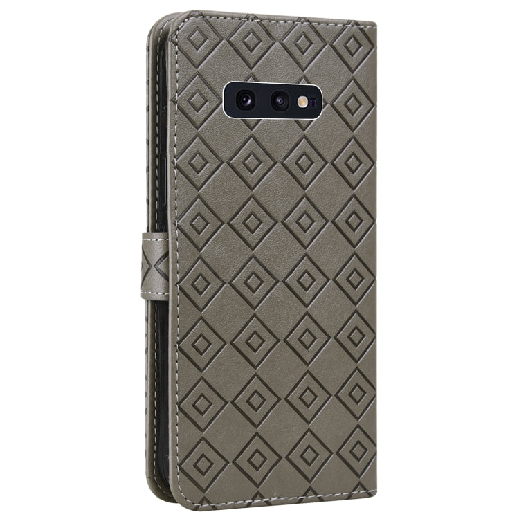For Samsung Galaxy S10e Embossed Big Small Concentric Squares Pattern Horizontal Flip Leather Case with Card Slot & Holder & Wallet