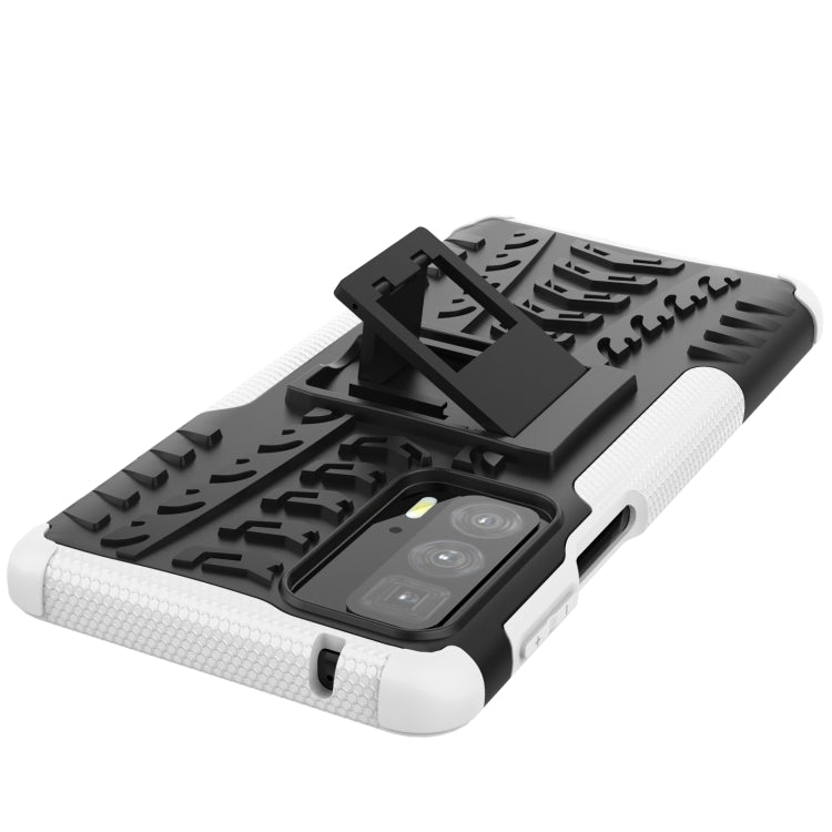 For Motorola Edge 20 Pro Tire Texture Shockproof TPU+PC Protective Case with Holder