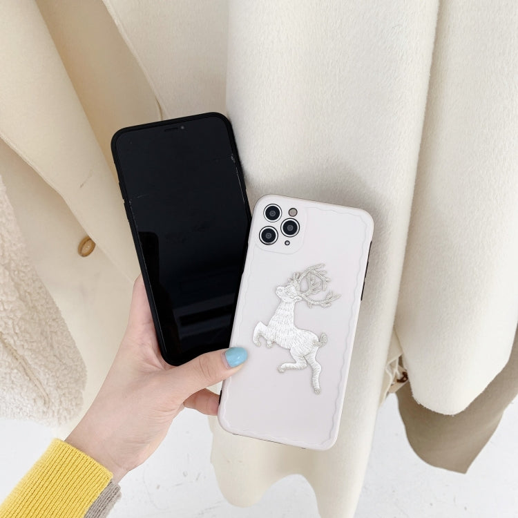 For iPhone 13 Pro Max Embroidered Christmas Deer Wave TPU Case (White)