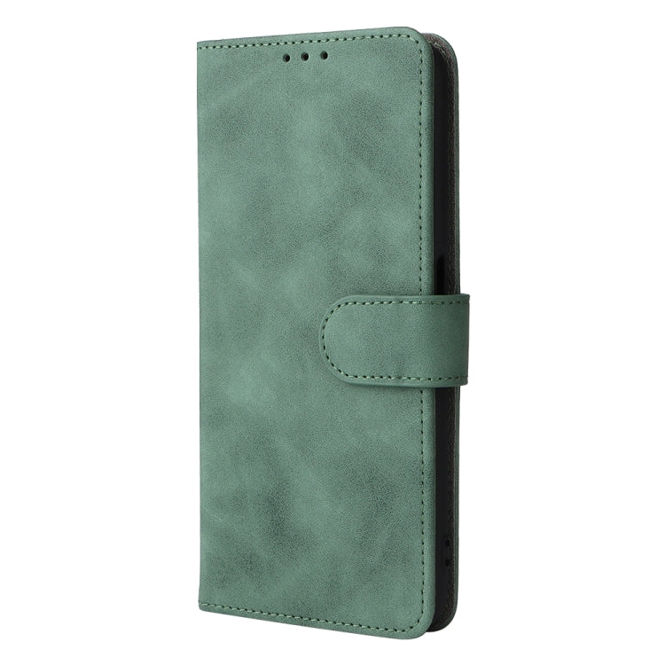 For OPPO Realme 8i Solid Color Skin Feel Magnetic Buckle Horizontal Flip Calf Texture PU Phone Case