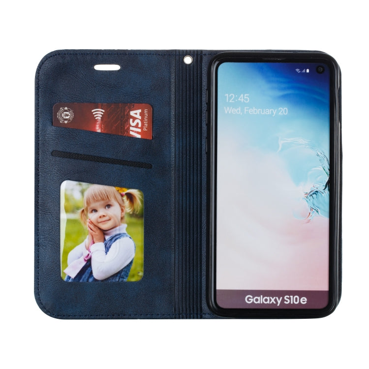 For Galaxy S10e Splicing Color Magnetic Hem Horizontal Flip Leather Case with Holder & Card Slots