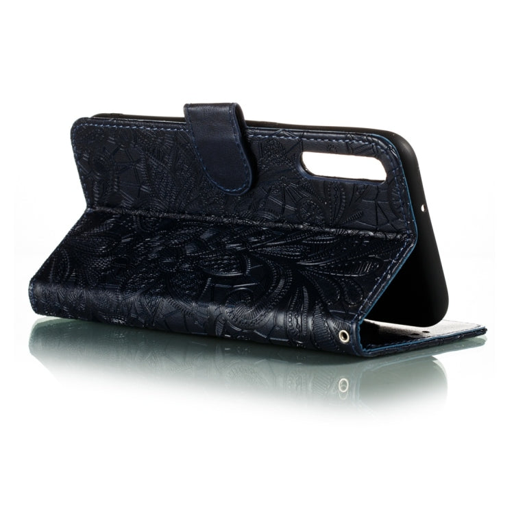 For Huawei Honor Play 3 Lace Flower Horizontal Flip Leather Case with Holder & Card Slots & Wallet & Photo Frame