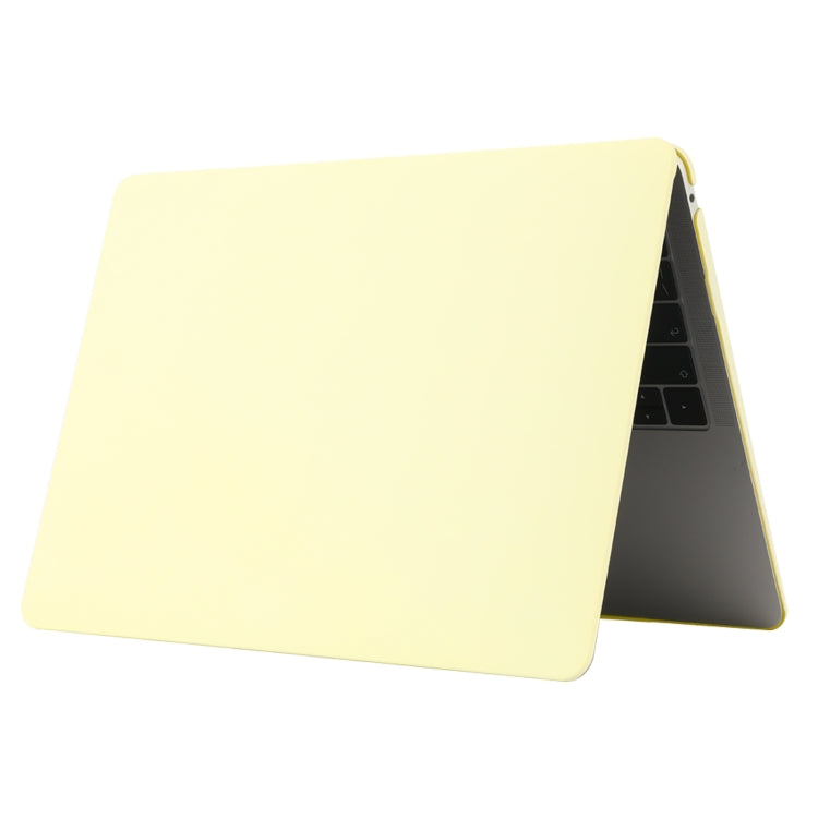 Cream Style Laptop Plastic Protective Case For MacBook Pro 16.2 inch A2485 2021