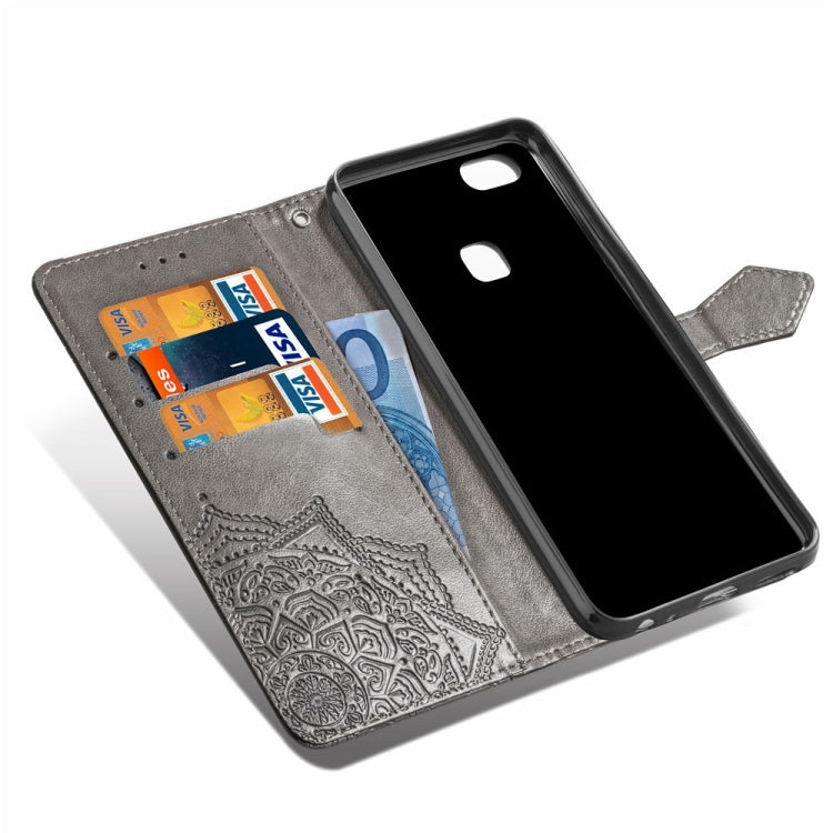 For Vivo Y83 Embossed Mandala Pattern PC + TPU Horizontal Flip Leather Case with Holder & Card Slots