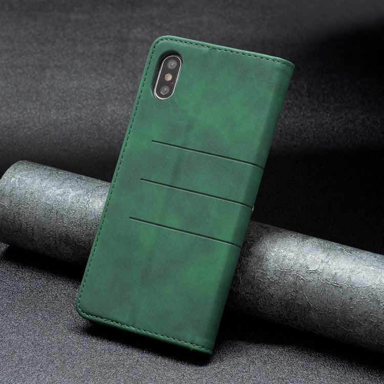 For iPhone XS Max Magnetic Splicing Leather Phone Case