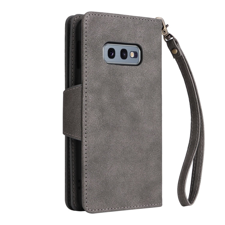 For Samsung Galaxy S10e Rivet Buckle 9 Cards Three Fold Leather Phone Case