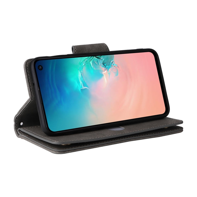 For Samsung Galaxy S10e Rivet Buckle 9 Cards Three Fold Leather Phone Case