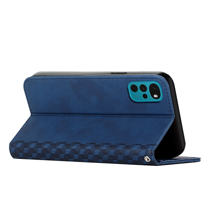 For Motorola Moto G22 Diamond Splicing Skin Feel Magnetic Leather Phone Case