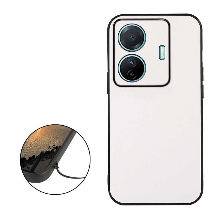 For vivo S15e Accurate Hole Two-color Litchi Texture PU Phone Case