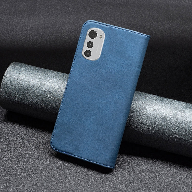 For Motorola Moto E32 4G Magnetic RFID Anti-Theft Leather Phone Case
