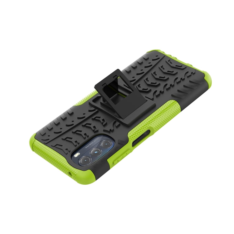 For Motorola Moto G 5G 2022 Tire Texture TPU + PC Phone Case with Holder