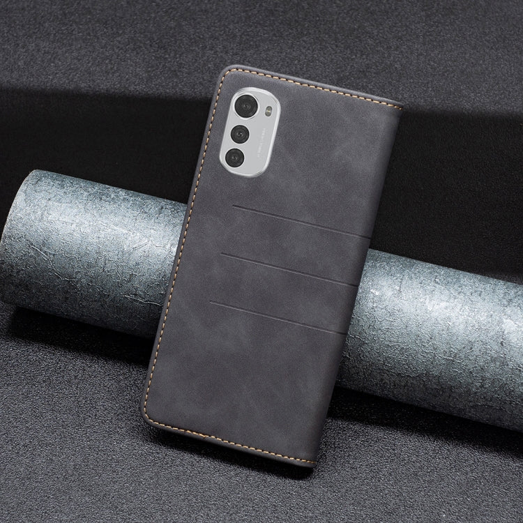 For Motorola Moto E32 4G Magnetic Splicing Leather Phone Case
