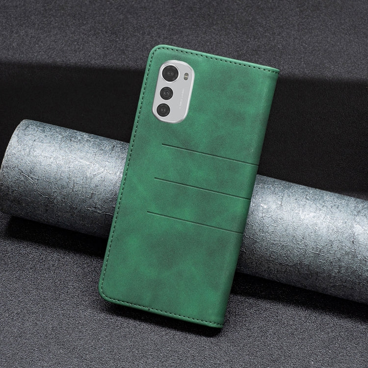For Motorola Moto E32 4G Magnetic Splicing Leather Phone Case