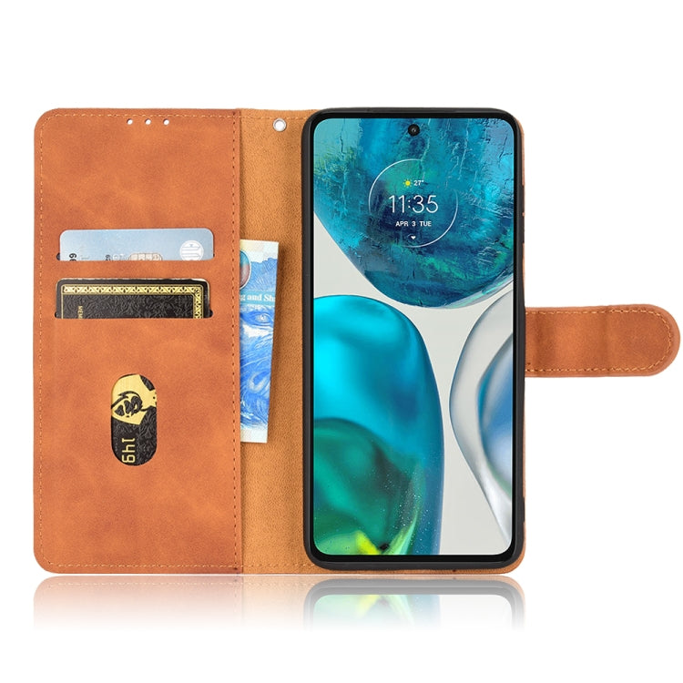 For Motorola Moto G52 Skin Feel Magnetic Flip Leather Phone Case
