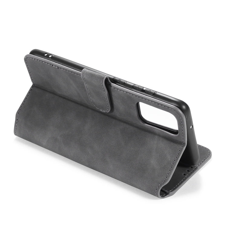 For Galaxy S20 DG.MING Retro Oil Side Horizontal Flip Case with Holder & Card Slots & Wallet