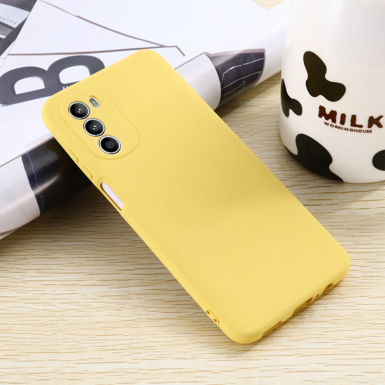 For Motorola Moto G52 4G/G82 Pure Color Liquid Silicone Shockproof Phone Case