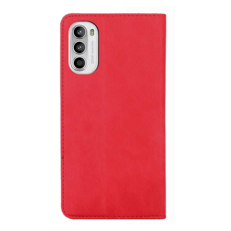 For Motorola Moto G52 4G/G82 5G Skin Feel Magnetic Horizontal Flip Leather Phone Case