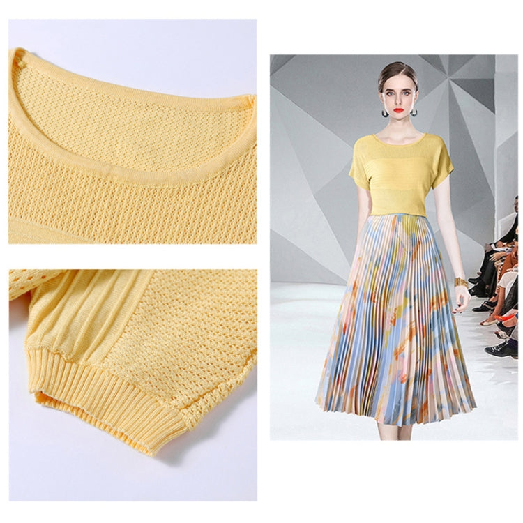 Top Knitted Sweater Printed Pleated Skirt Two Piece Set, Size: