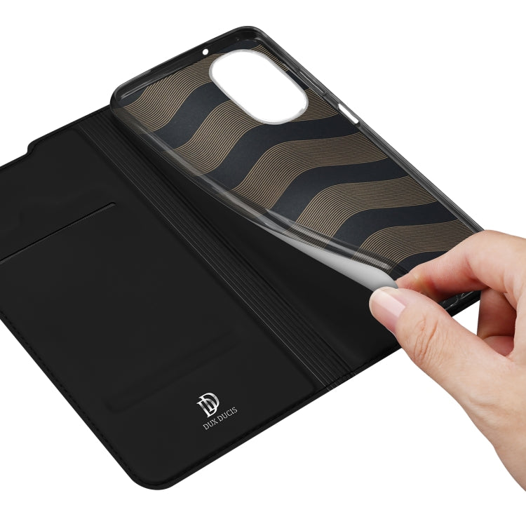 For Motorola Moto G62 5G DUX DUCIS Skin Pro Series PU + TPU Leather Phone Case