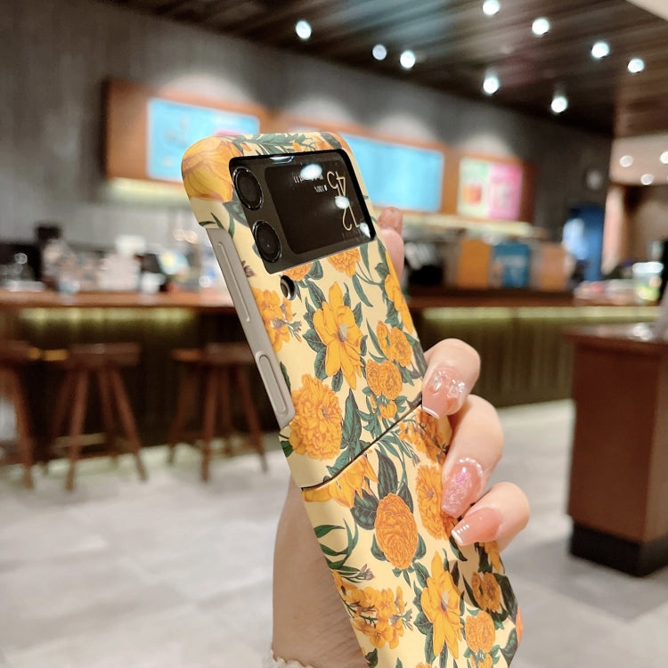 For Samsung Galaxy Z Flip4 Frosted Flower Pattern Protective Phone Case