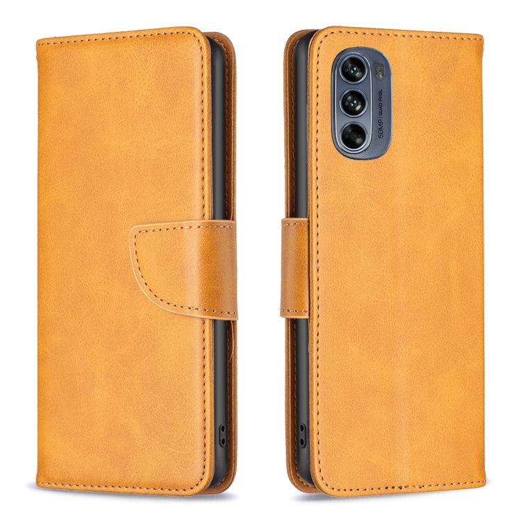 For Motorola Moto G62 Lambskin Texture Leather Phone Case