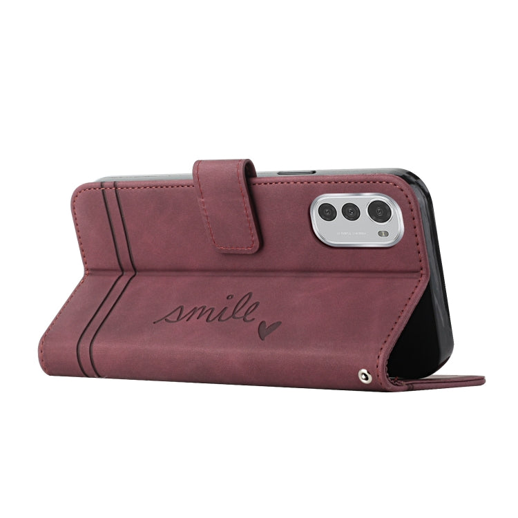 For Motorola Moto E32 Retro Skin Feel Horizontal Flip Leather Phone Case