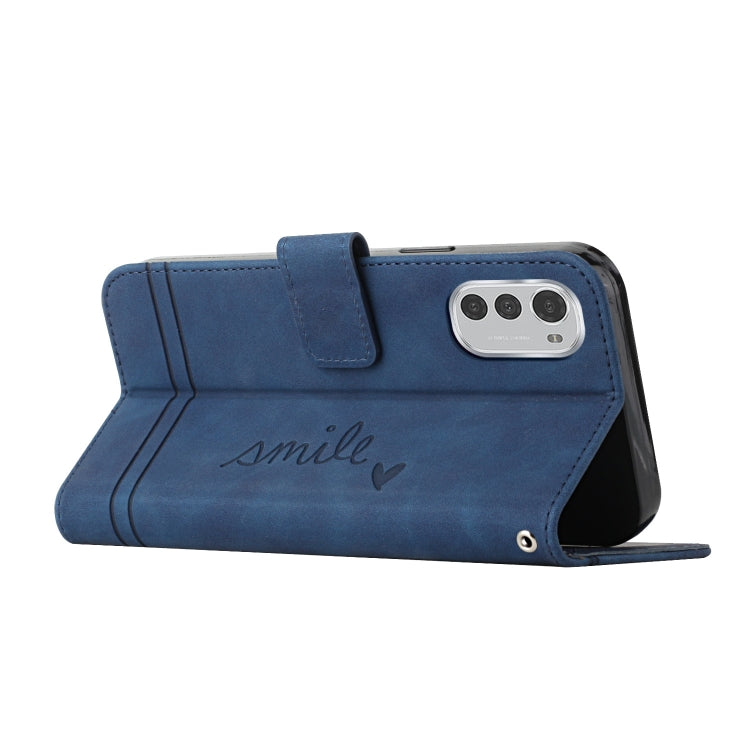 For Motorola Moto E32 Retro Skin Feel Horizontal Flip Leather Phone Case