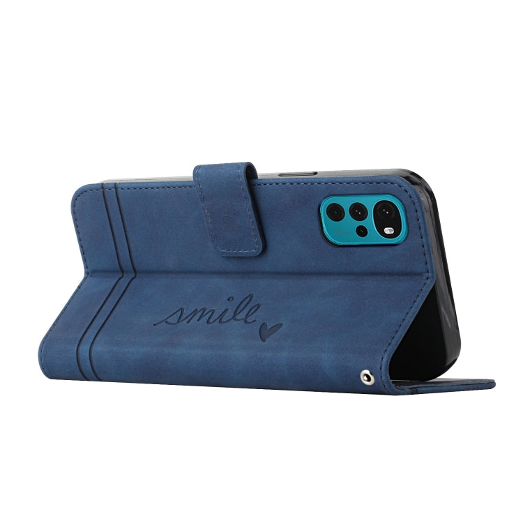 For Motorola Moto G22 Retro Skin Feel Horizontal Flip Leather Phone Case