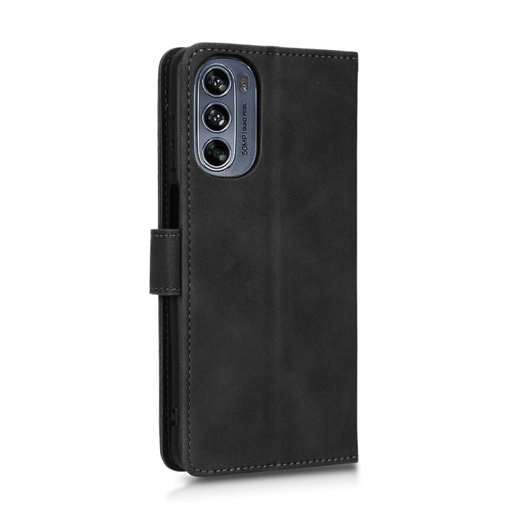 For Motorola Moto G62 Skin Feel Magnetic Flip Leather Phone Case