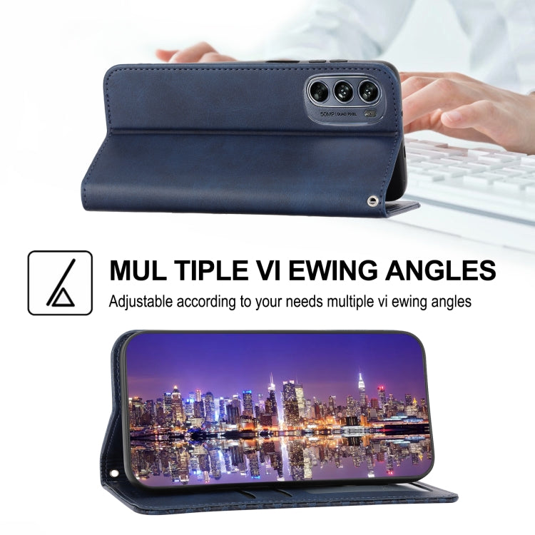 For Motorola Moto G62 Cubic Grid Calf Texture Magnetic Closure Leather Phone Case