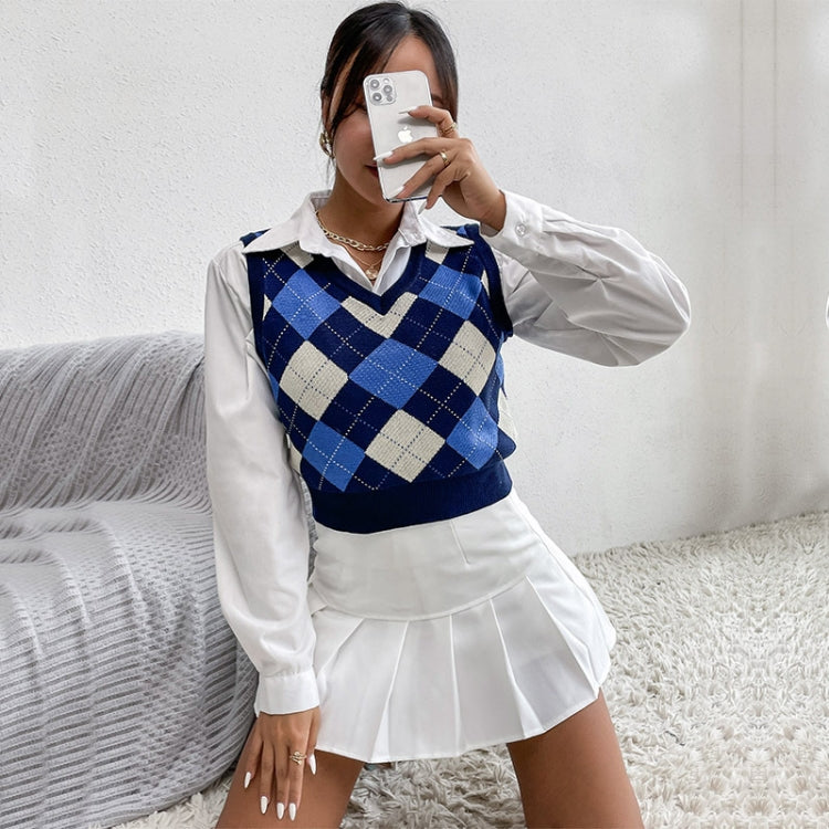 Plaid Sleeveless Ladies V Neck Knit Crop Top Sweater Vest, Size:
