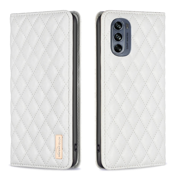 For Motorola Moto G62 Diamond Lattice Magnetic Leather Flip Phone Case