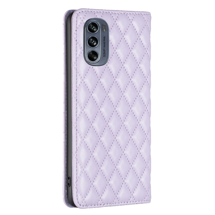 For Motorola Moto G62 Diamond Lattice Magnetic Leather Flip Phone Case