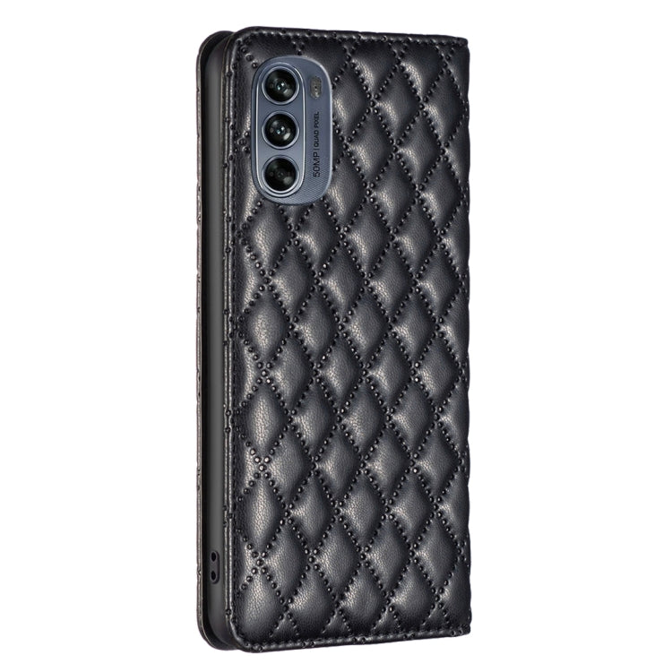 For Motorola Moto G62 Diamond Lattice Magnetic Leather Flip Phone Case