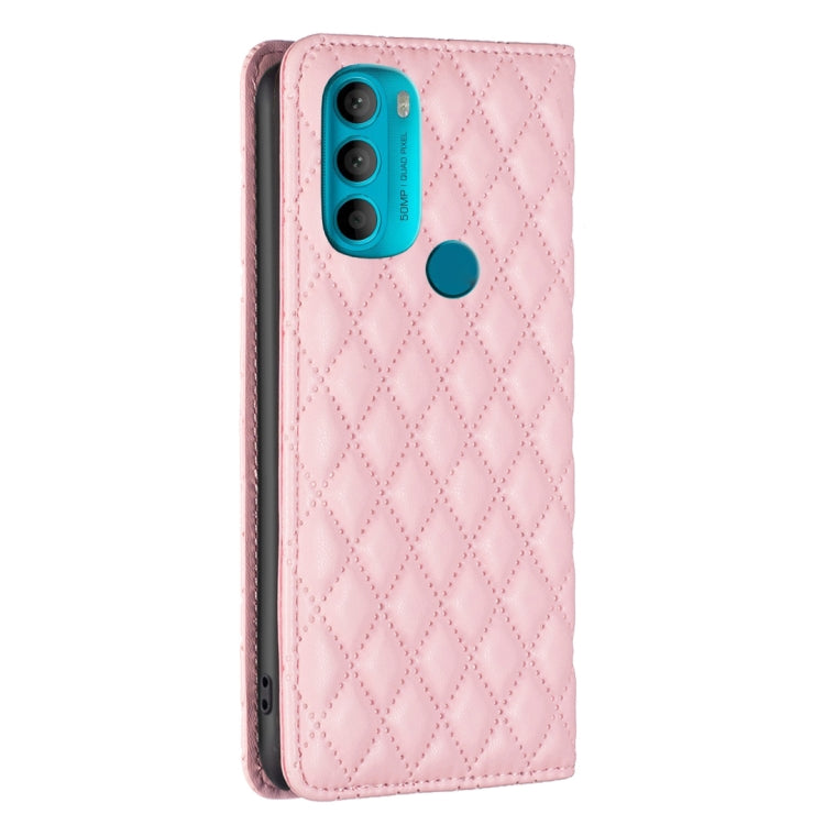 For Motorola Moto G71 Diamond Lattice Magnetic Leather Flip Phone Case