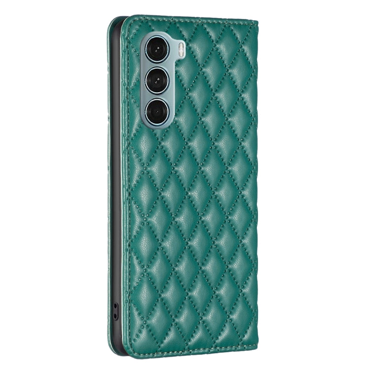For Motorola Moto G200 5G / Edge S30 5G Diamond Lattice Magnetic Leather Flip Phone Case