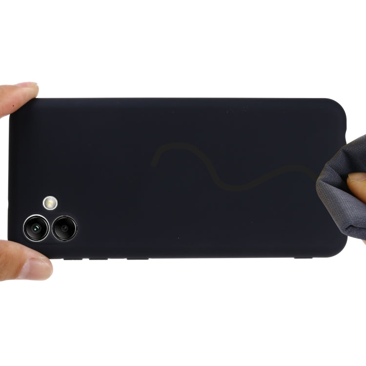 For Samsung Galaxy A04 Solid Color Liquid Silicone Dropproof Full Coverage Protective Case
