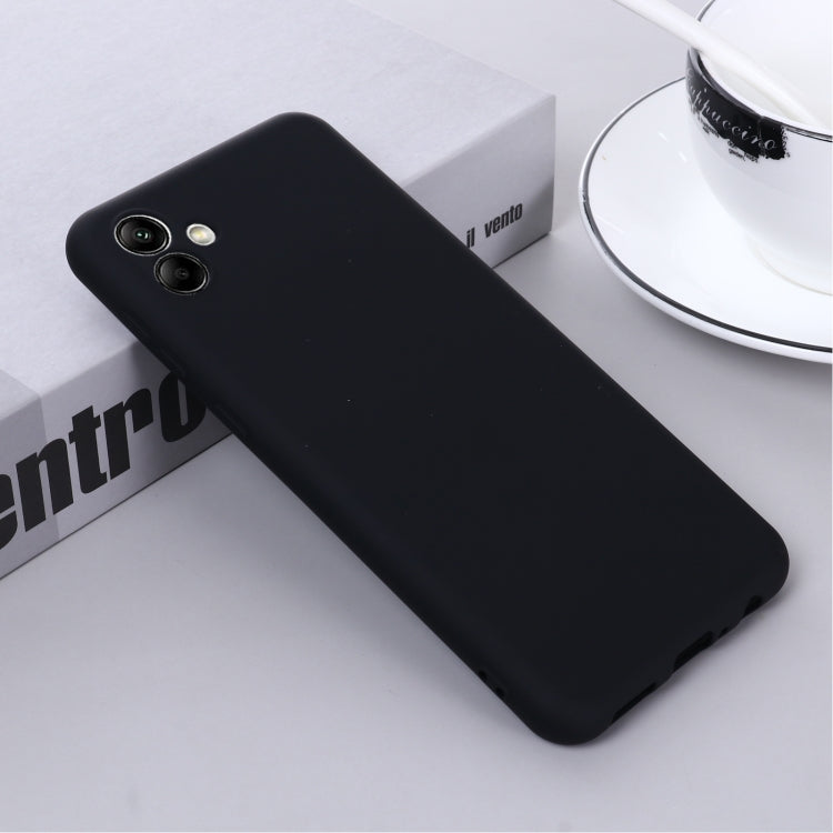 For Samsung Galaxy A04 Solid Color Liquid Silicone Dropproof Full Coverage Protective Case