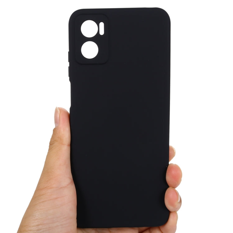 For Motorola Moto E22 / E22i Pure Color Liquid Silicone Shockproof Phone Case