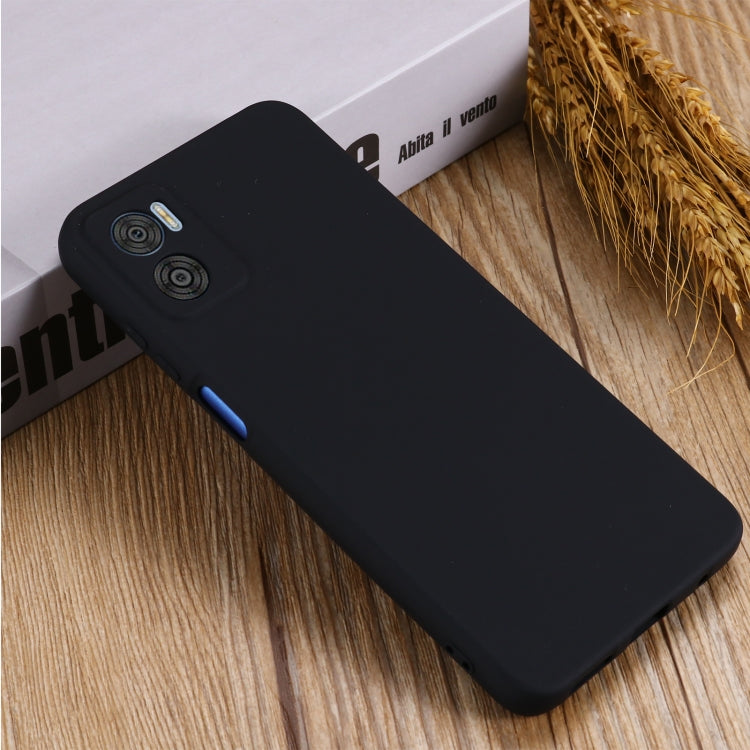For Motorola Moto E22 / E22i Pure Color Liquid Silicone Shockproof Phone Case