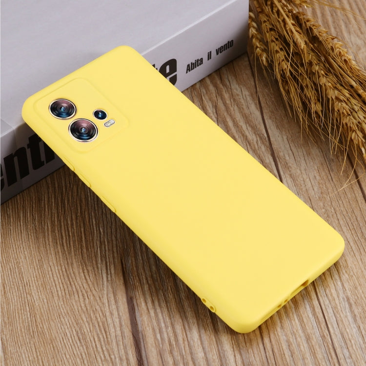 For Motorola Edge 30 Fusion / S30 Pro Pure Color Liquid Silicone Shockproof Phone Case