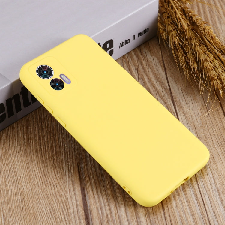For Motorola Edge 30 Lite 5G / 30 Neo 5G Pure Color Liquid Silicone Shockproof Phone Case