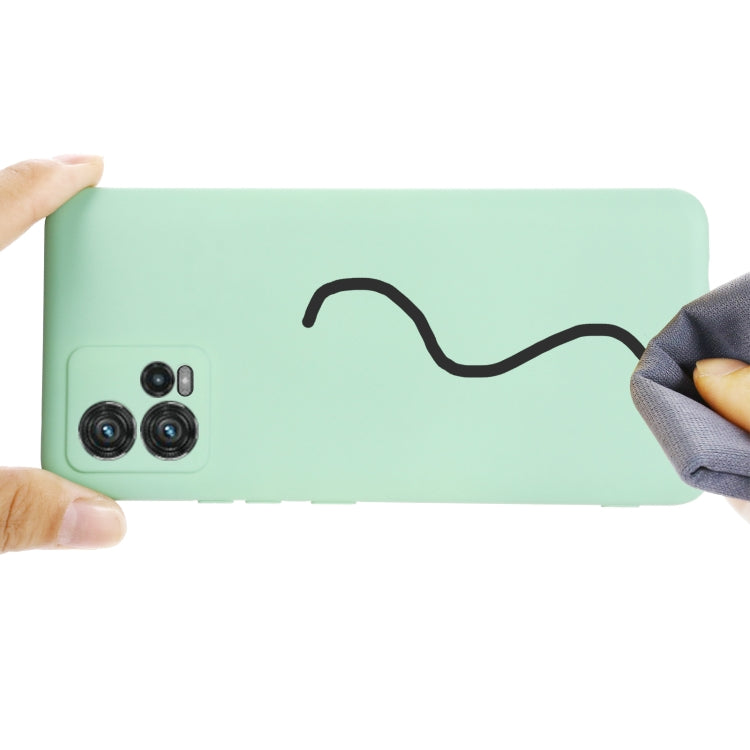 For Motorola Moto G72 Pure Color Liquid Silicone Shockproof Full Coverage Phone Case