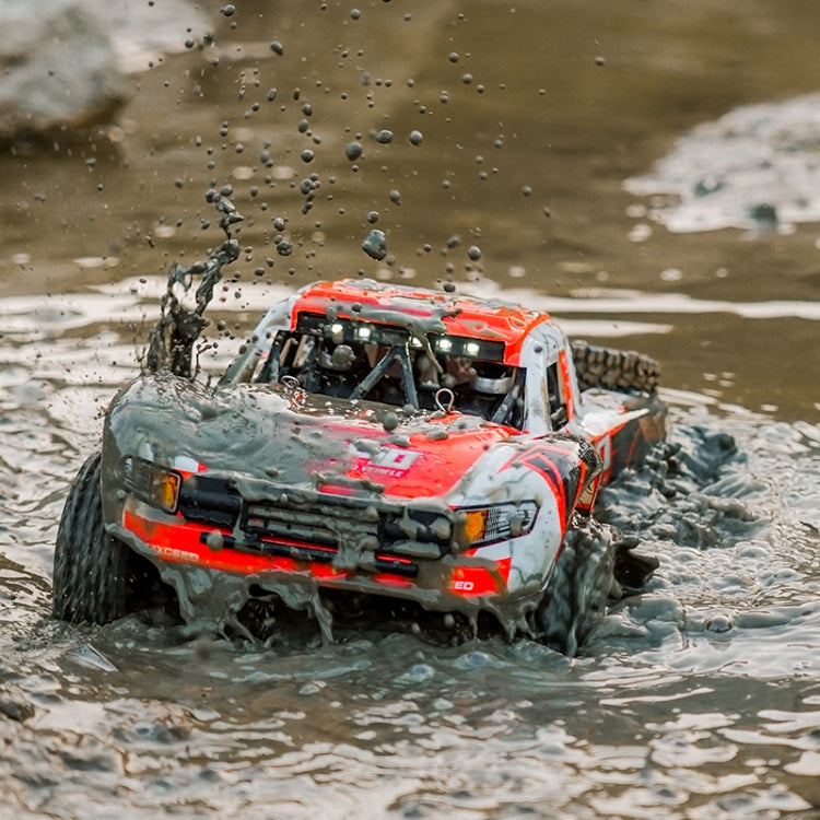 JJR/C Q130 Full-scale High-brush Four-wheel Drive High-speed Pickup Remote Control Car