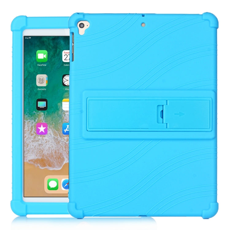 For iPad 6 (9.7 Universal) Tablet PC Silicone Protective Case with Invisible Bracket