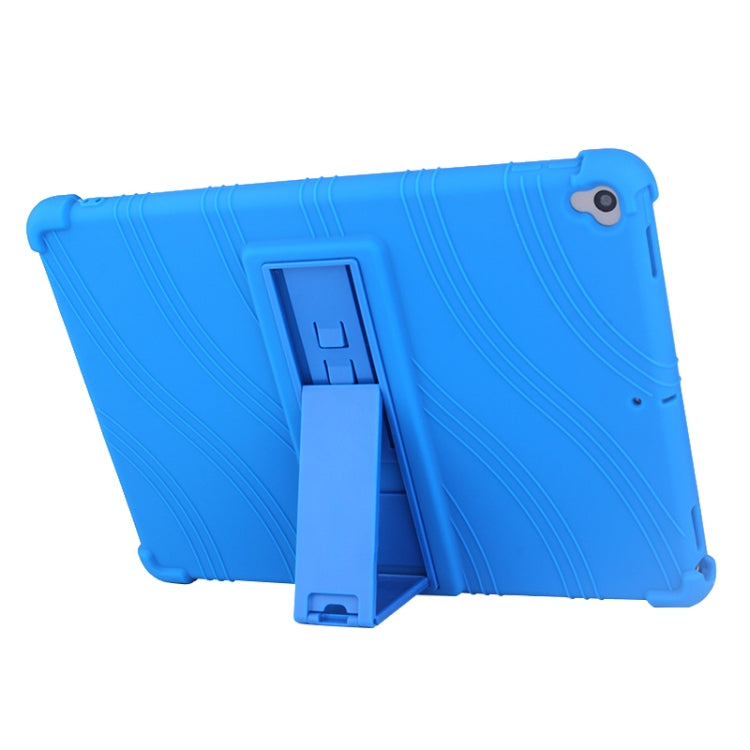For iPad 10.2 / 10.5 Tablet PC Silicone Protective Case with Invisible Bracket