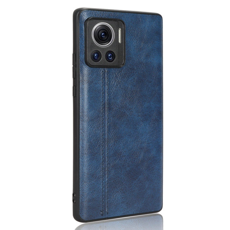 For Motorola Edge 30 Ultra / Moto X30 Pro Sewing Cow Pattern Skin PC + PU + TPU Phone Case